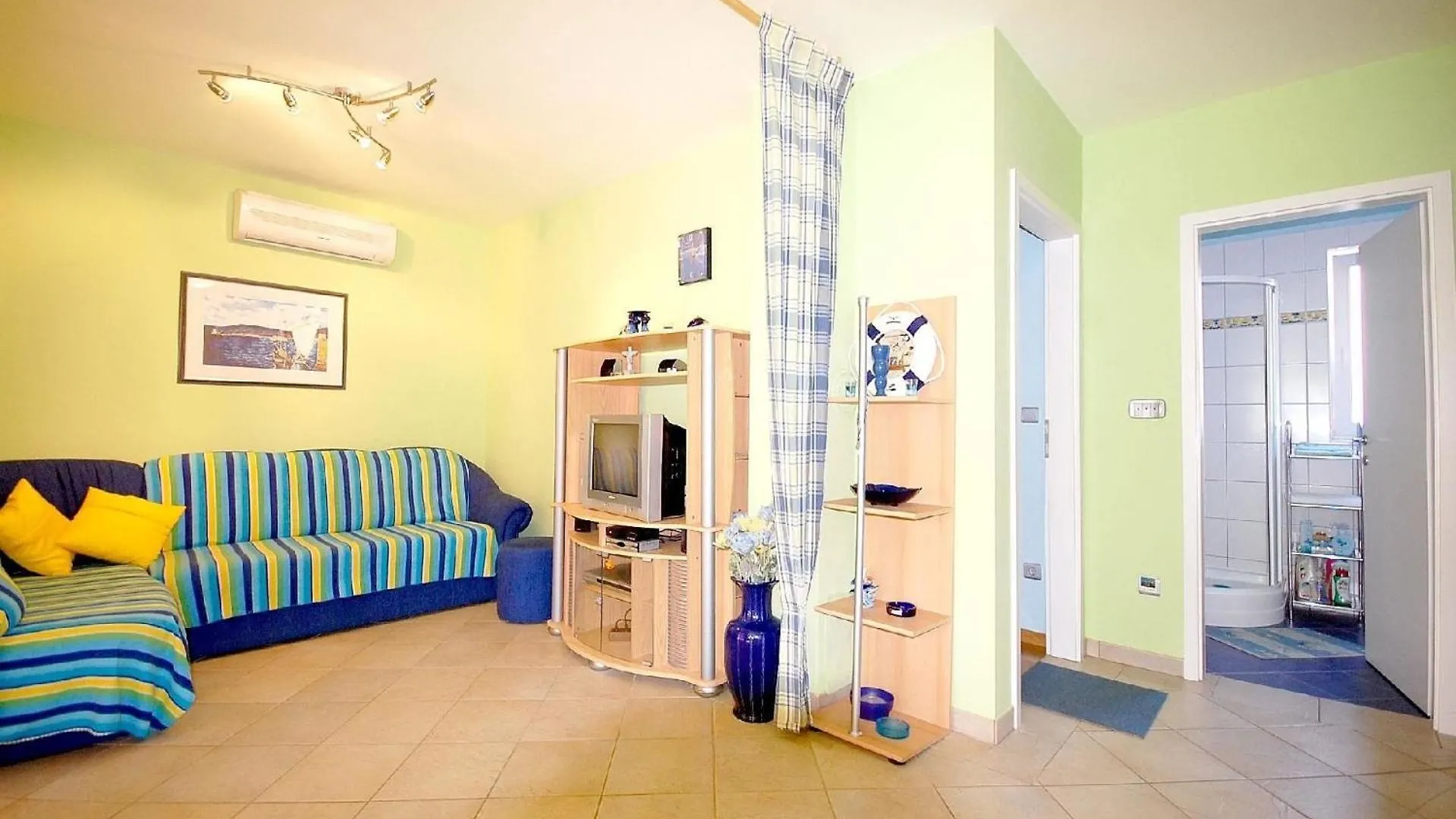 Apartment Ferienwohnung Fuer 4 Personen Ca 43 Qm In Radici, Kvarner Bucht Krk Malinska